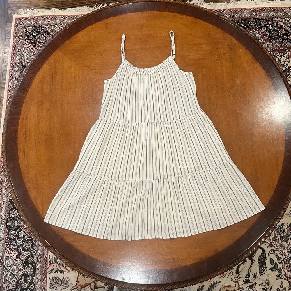 NEW $98 Evereve Harper Gauze Sundress Black/Cream Stripe Tiered Sleeveless Mini - Picture 2 of 16